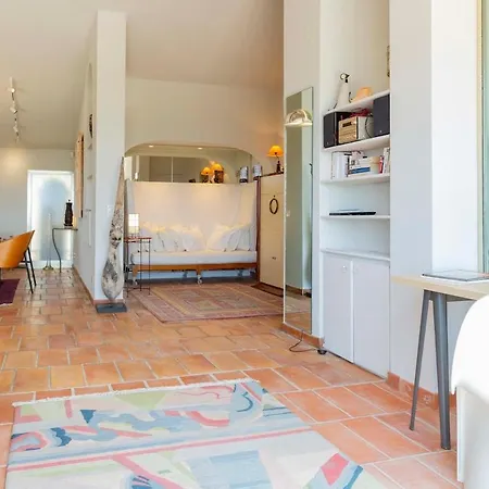 Villa Elegant Mediterranean Villa, Sea View & Garden Antibes