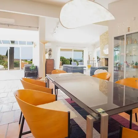 Elegant Mediterranean Villa, Sea View & Garden Villa